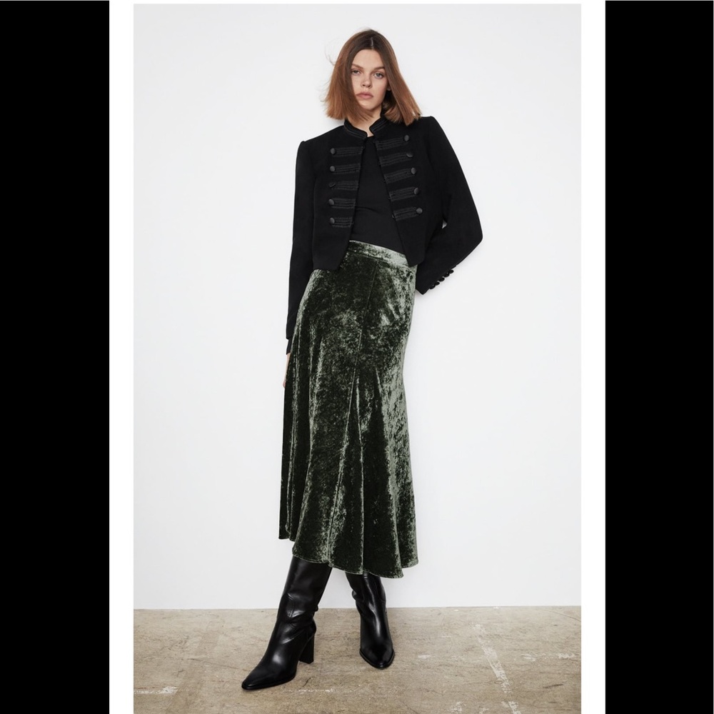 Zara Olive Green Velvet A-Line Skirt